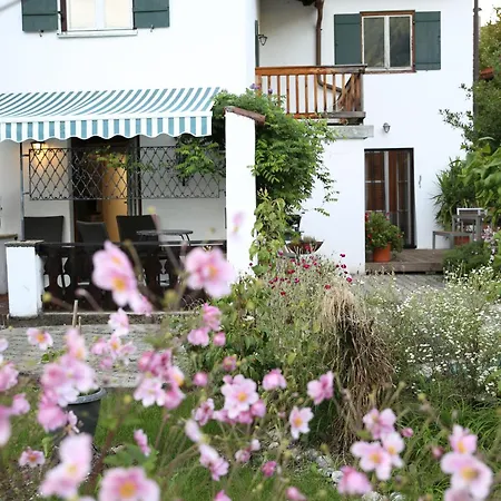 Oswald Mit Garten Im Eg * Kochel am See